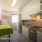 Cardoso Pires 2 Bedrooms Apt. Lisboa