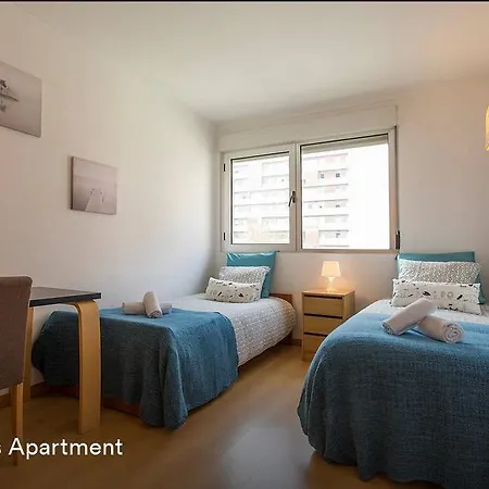 Cardoso Pires 2 Bedrooms Apt. Lägenhet *